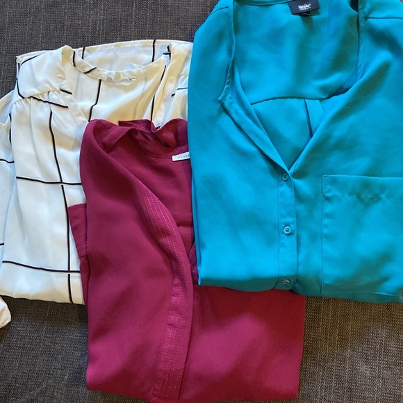 3 blouse bundle - Picture 7 of 9